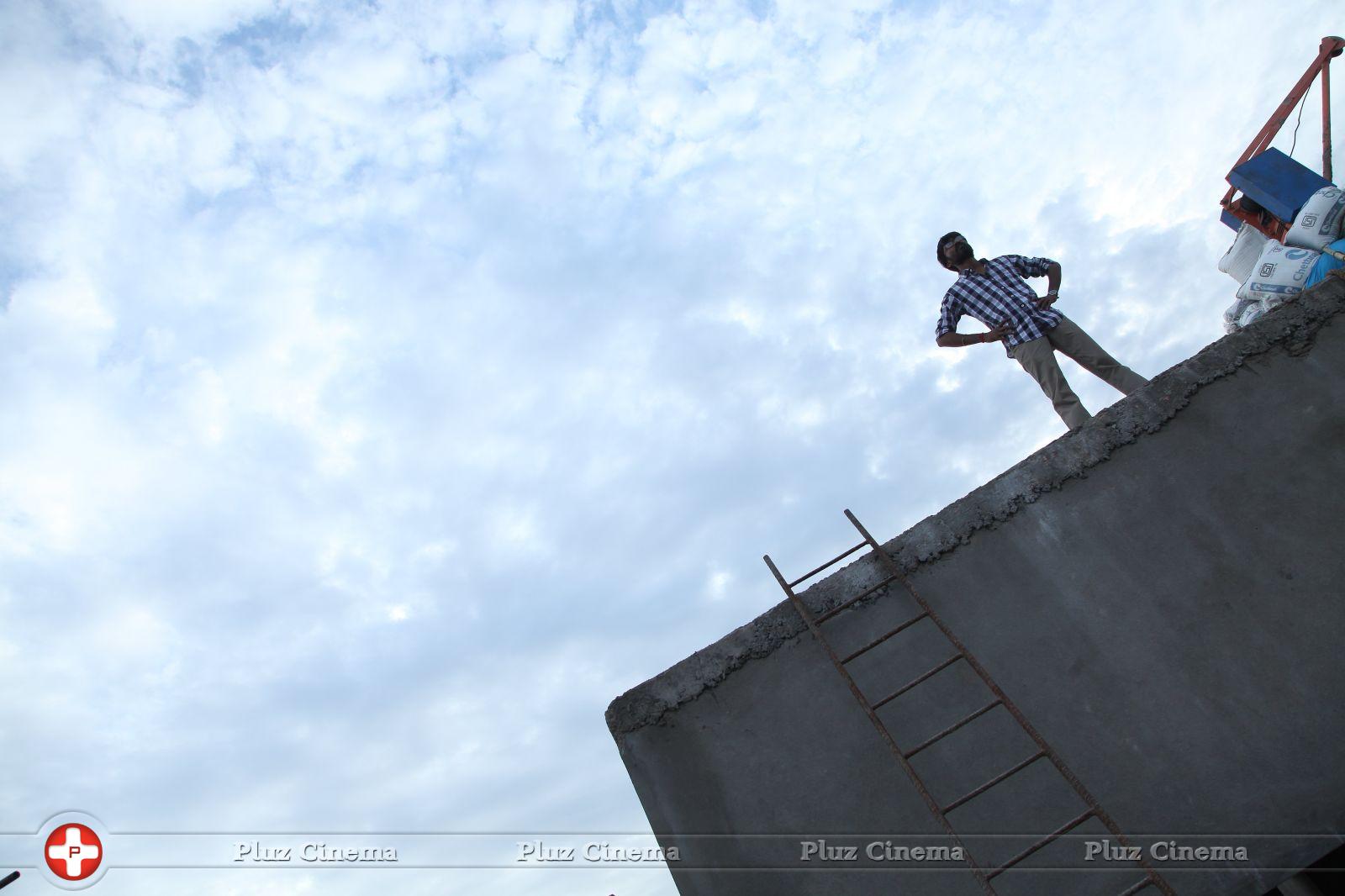 Dhanush - Velai Illa Pattathari Movie New Stills | Picture 774253